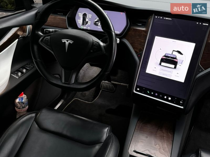 Внедорожник / Кроссовер Tesla Model X 2020 в Киеве