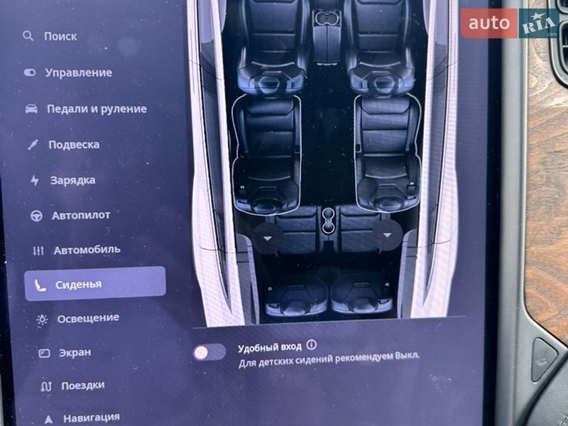 Позашляховик / Кросовер Tesla Model X 2019 в Києві