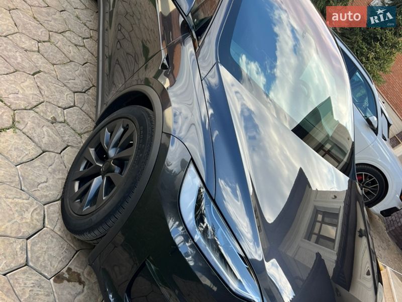 Позашляховик / Кросовер Tesla Model X 2024 в Одесі