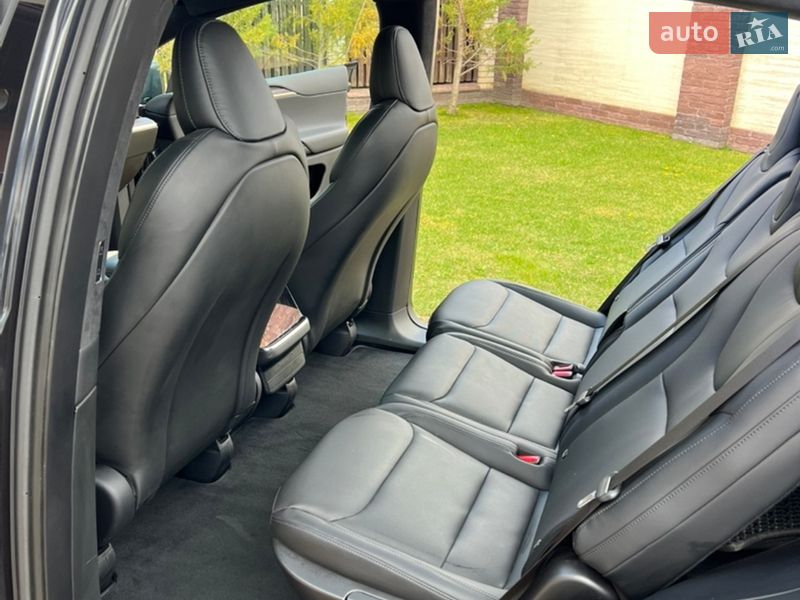 Позашляховик / Кросовер Tesla Model X 2024 в Одесі