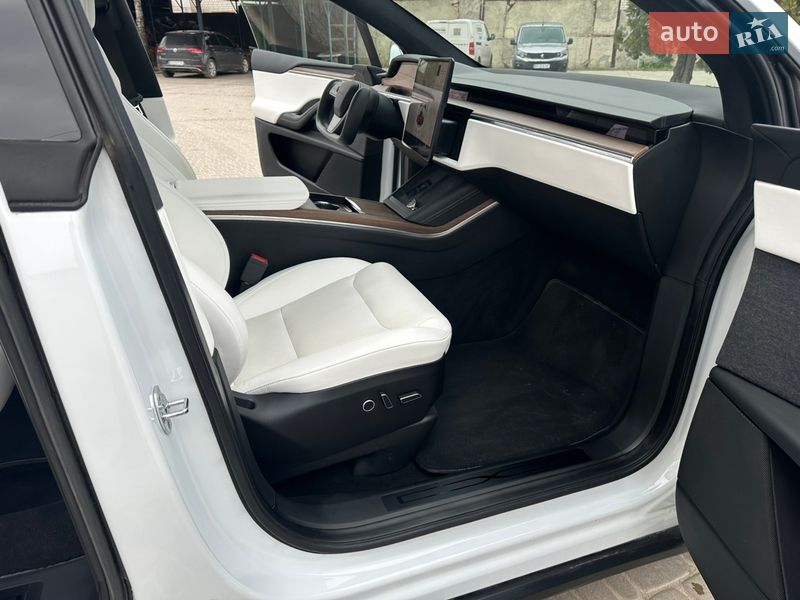 Позашляховик / Кросовер Tesla Model X 2023 в Кропивницькому