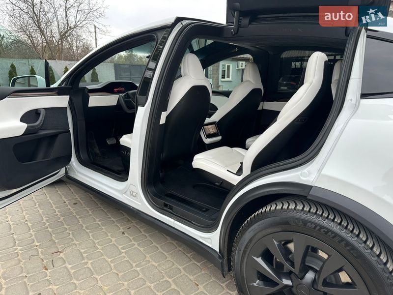 Позашляховик / Кросовер Tesla Model X 2023 в Кропивницькому
