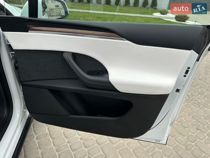 Позашляховик / Кросовер Tesla Model X 2023 в Кропивницькому