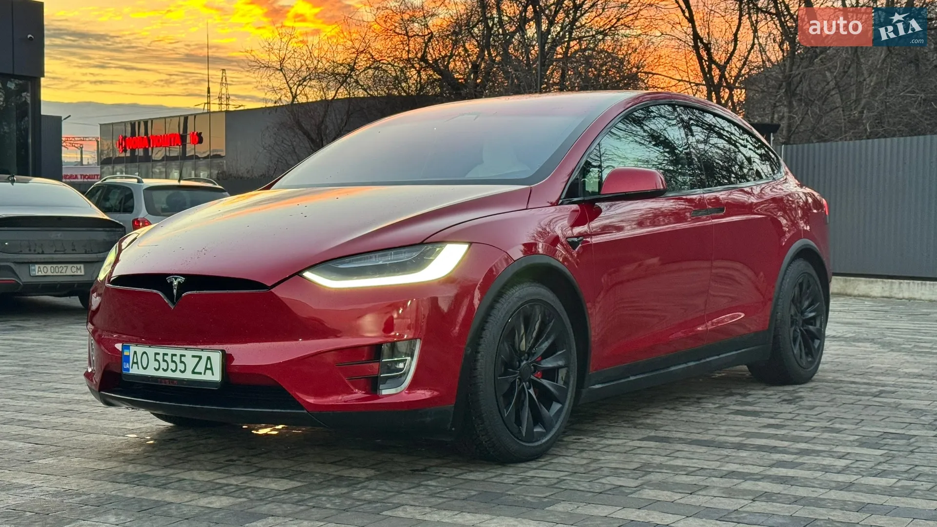 2020 Tesla Model X - мініатюра 2