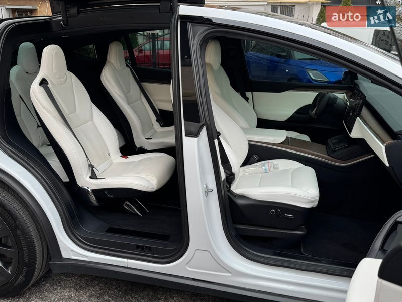 Внедорожник / Кроссовер Tesla Model X 2021 в Полтаве