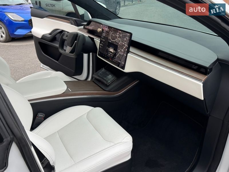Внедорожник / Кроссовер Tesla Model X 2021 в Полтаве