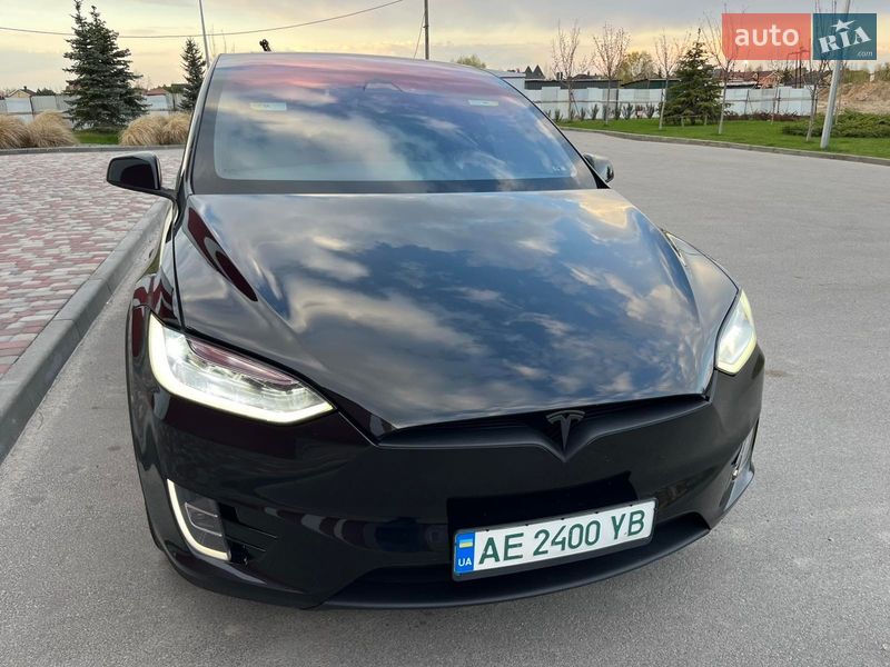 Внедорожник / Кроссовер Tesla Model X 2016 в Днепре