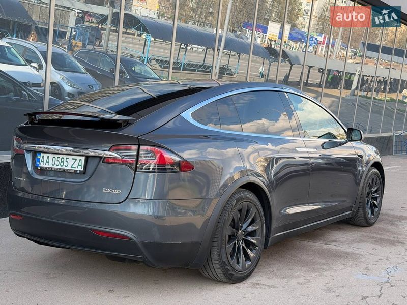 Внедорожник / Кроссовер Tesla Model X 2017 в Киеве