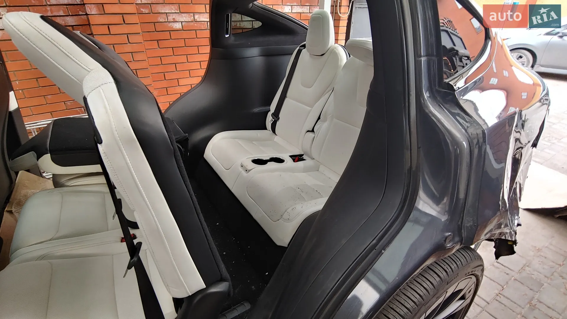2023 Tesla Model X - мініатюра 12