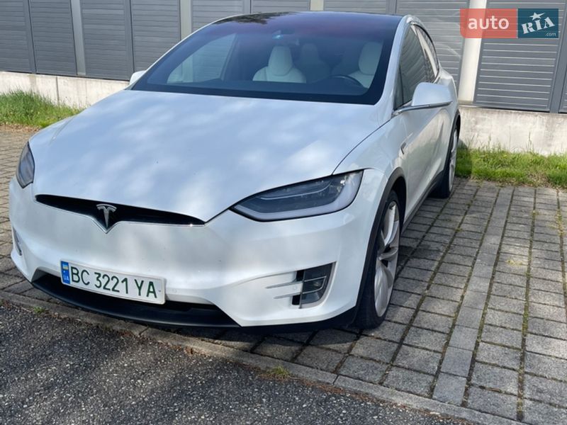 Внедорожник / Кроссовер Tesla Model X 2016 в Львове