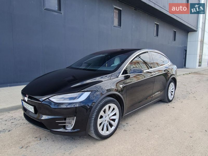 Tesla Model X 2017