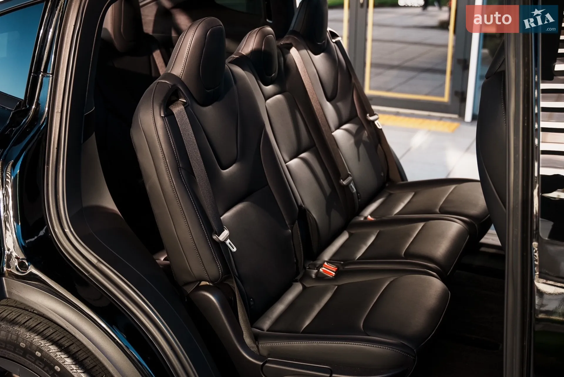 2020 Tesla Model X - мініатюра 8