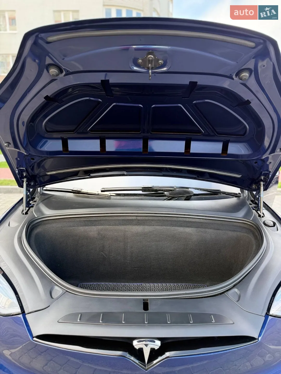 2024 Tesla Model X - мініатюра 27