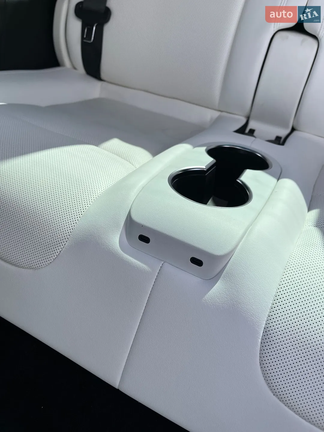 2022 Tesla Model X - мініатюра 21