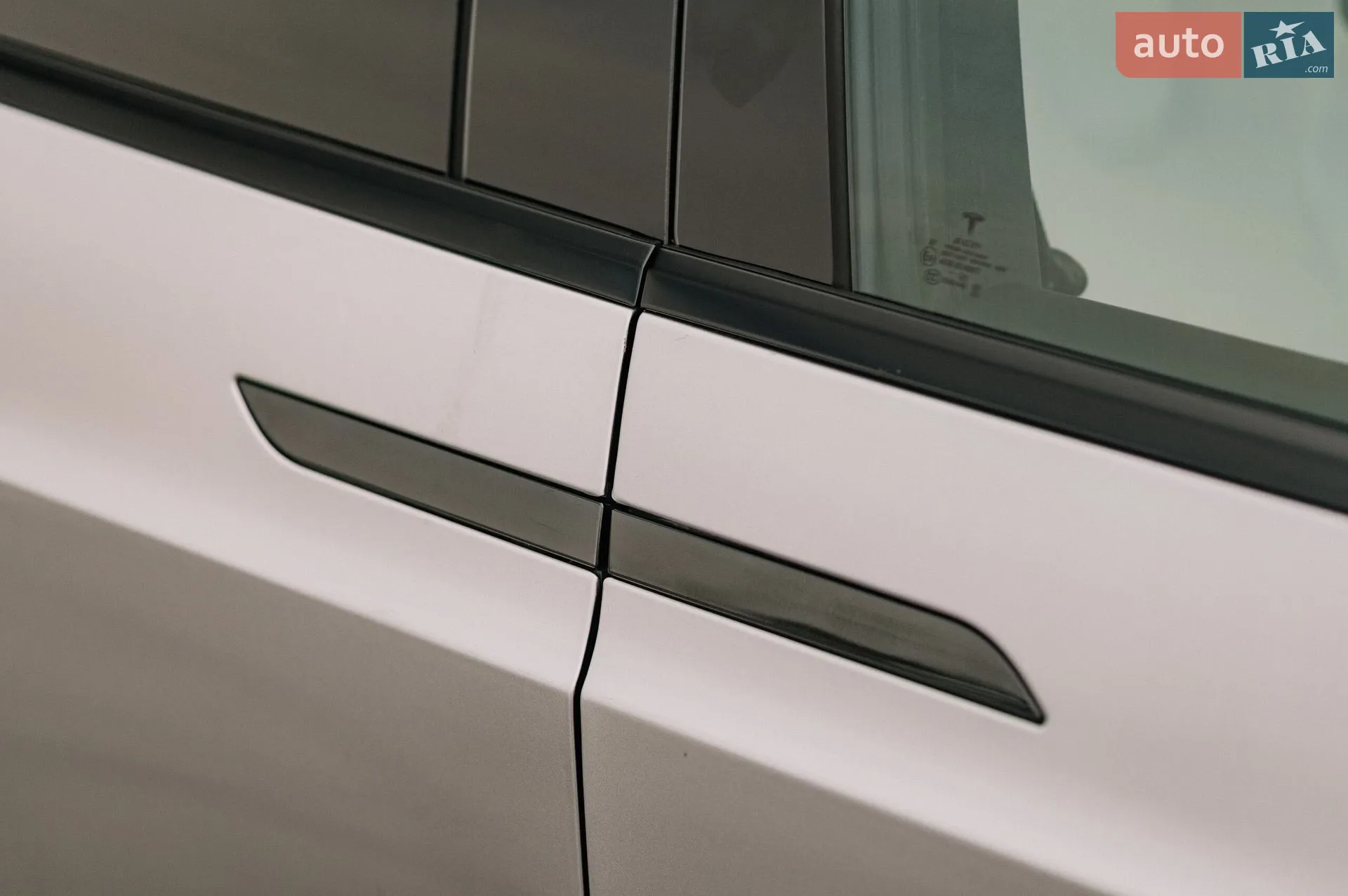 2024 Tesla Model X - мініатюра 21