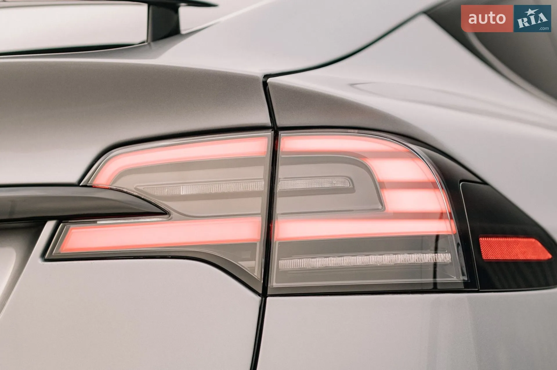 2024 Tesla Model X - мініатюра 27