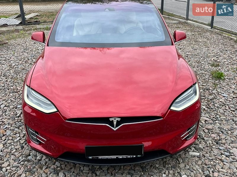 Внедорожник / Кроссовер Tesla Model X 2016 в Львове фото 12 Внедорожник / Кроссовер Tesla Model X 2016 в Львове