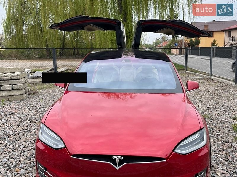 Внедорожник / Кроссовер Tesla Model X 2016 в Львове фото 13 Внедорожник / Кроссовер Tesla Model X 2016 в Львове
