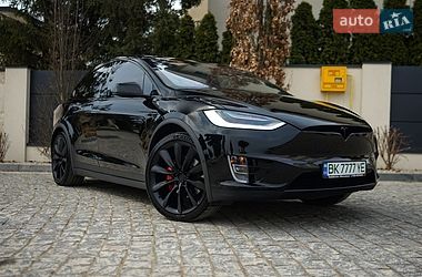 Позашляховик / Кросовер Tesla Model X 2020 в Львові