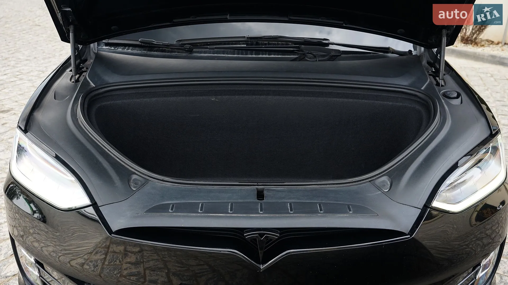2020 Tesla Model X - мініатюра 17