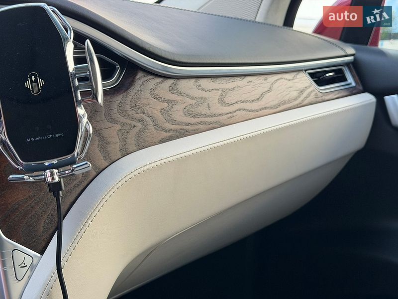Внедорожник / Кроссовер Tesla Model X 2017 в Львове
