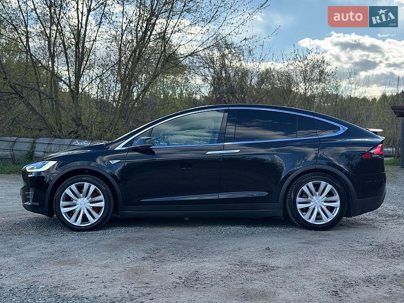 Внедорожник / Кроссовер Tesla Model X 2016 в Львове
