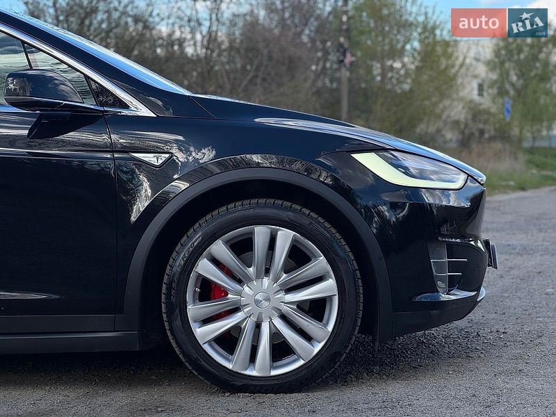 Внедорожник / Кроссовер Tesla Model X 2016 в Львове