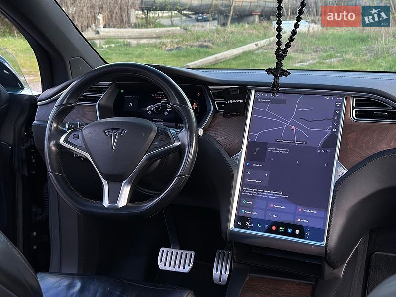 Внедорожник / Кроссовер Tesla Model X 2016 в Львове