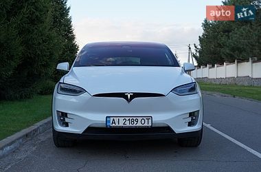 Внедорожник / Кроссовер Tesla Model X 2019 в Киеве