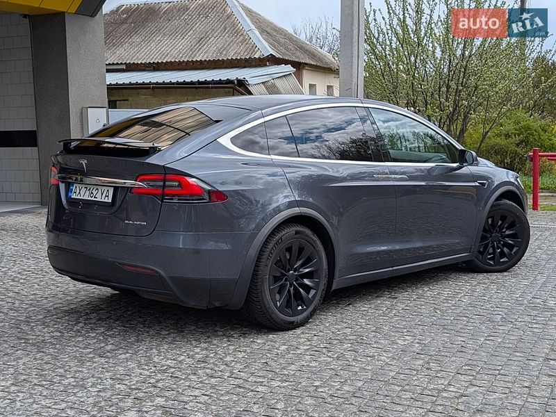 Позашляховик / Кросовер Tesla Model X 2020 в Харкові