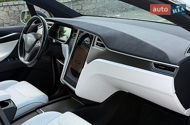 Внедорожник / Кроссовер Tesla Model X 2016 в Белой Церкви