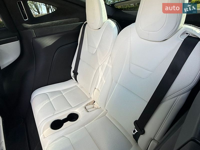 Внедорожник / Кроссовер Tesla Model X 2016 в Белой Церкви