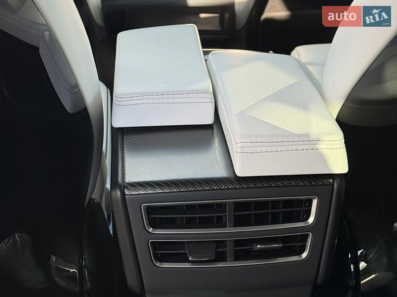 Внедорожник / Кроссовер Tesla Model X 2016 в Белой Церкви