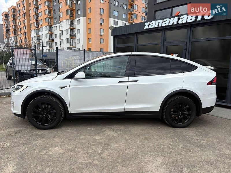 Внедорожник / Кроссовер Tesla Model X 2016 в Виннице