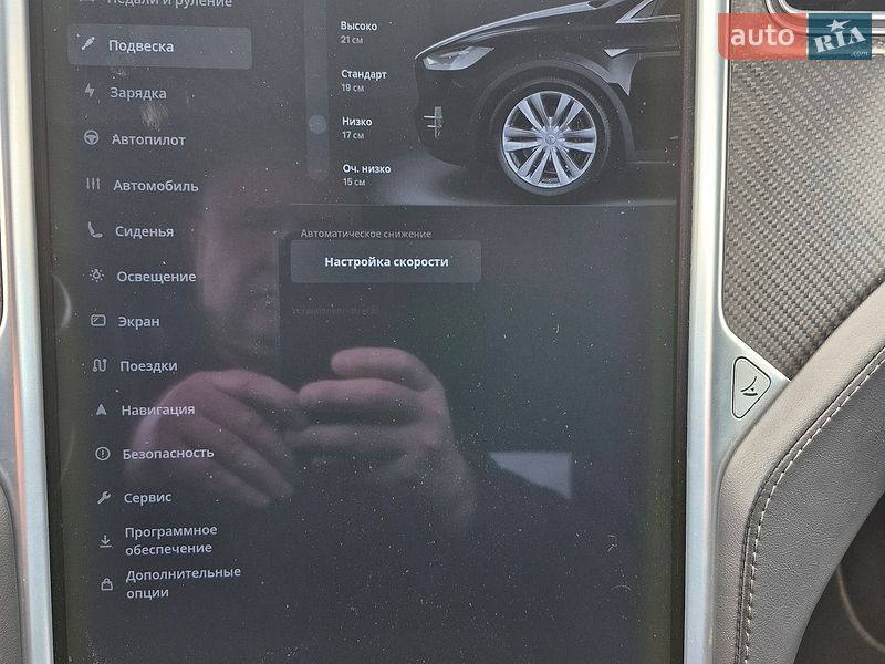 Позашляховик / Кросовер Tesla Model X 2017 в Києві