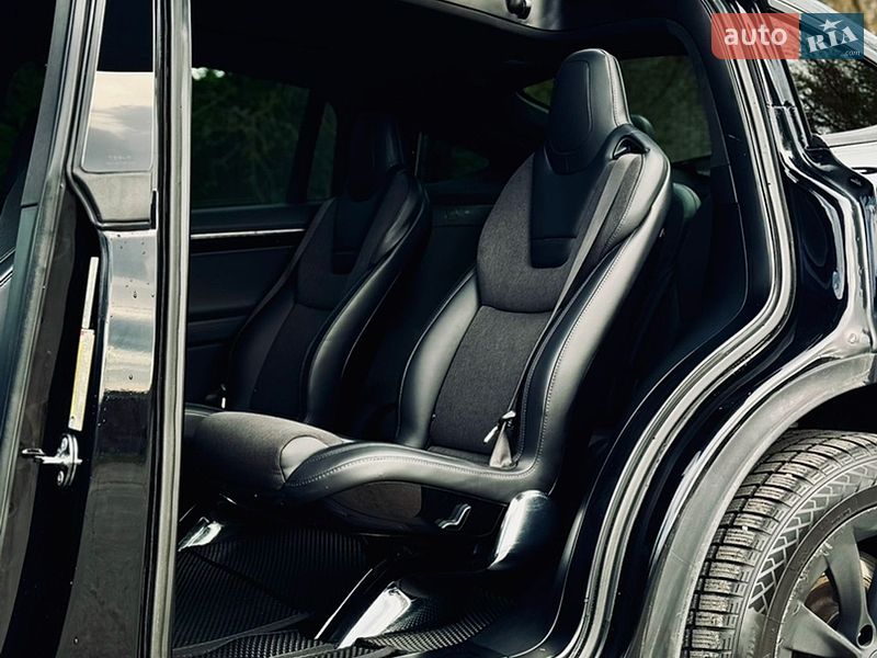 Внедорожник / Кроссовер Tesla Model X 2016 в Днепре