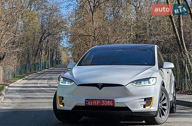 Внедорожник / Кроссовер Tesla Model X 2017 в Киеве