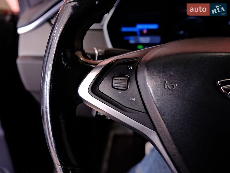 Позашляховик / Кросовер Tesla Model X 2018 в Одесі