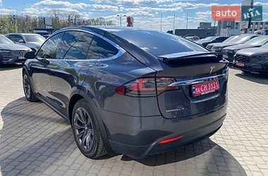 Позашляховик / Кросовер Tesla Model X 2018 в Львові