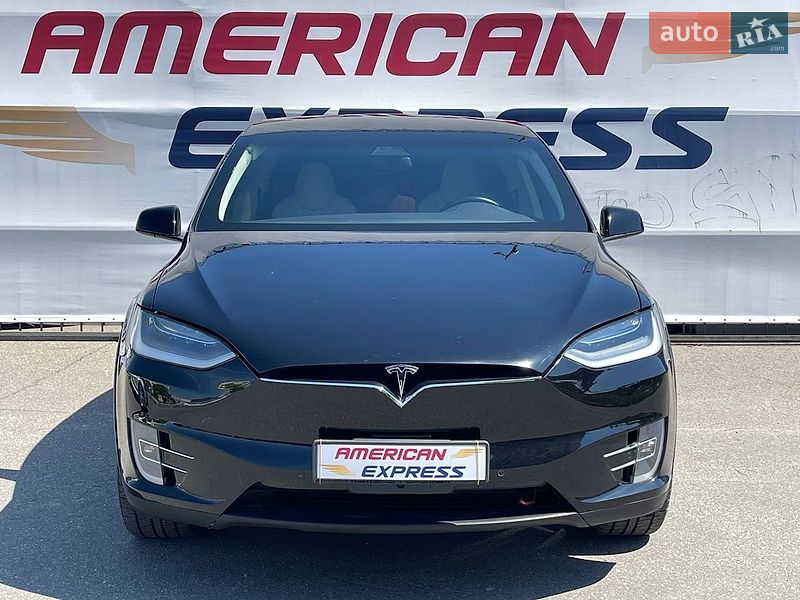 Внедорожник / Кроссовер Tesla Model X 2018 в Киеве