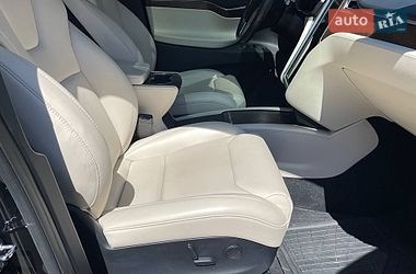 Внедорожник / Кроссовер Tesla Model X 2018 в Киеве