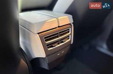 Внедорожник / Кроссовер Tesla Model X 2018 в Киеве