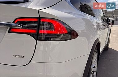 Внедорожник / Кроссовер Tesla Model X 2017 в Киеве