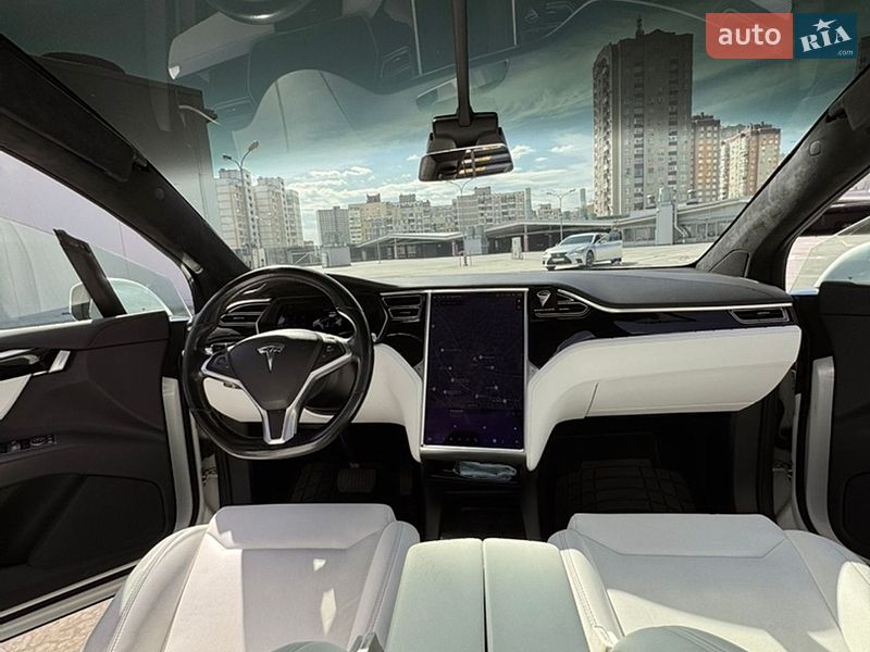 Внедорожник / Кроссовер Tesla Model X 2017 в Киеве