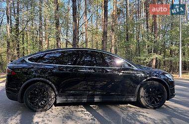 Внедорожник / Кроссовер Tesla Model X 2018 в Киеве