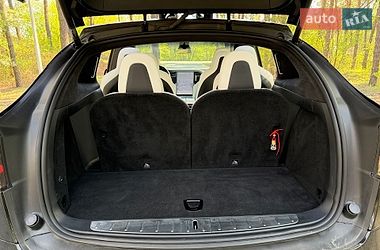 Внедорожник / Кроссовер Tesla Model X 2018 в Киеве