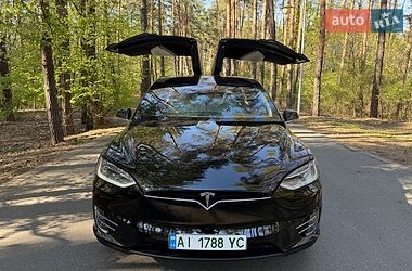 Внедорожник / Кроссовер Tesla Model X 2018 в Киеве