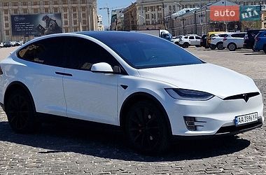 Позашляховик / Кросовер Tesla Model X 2018 в Харкові