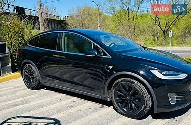 Внедорожник / Кроссовер Tesla Model X 2019 в Львове