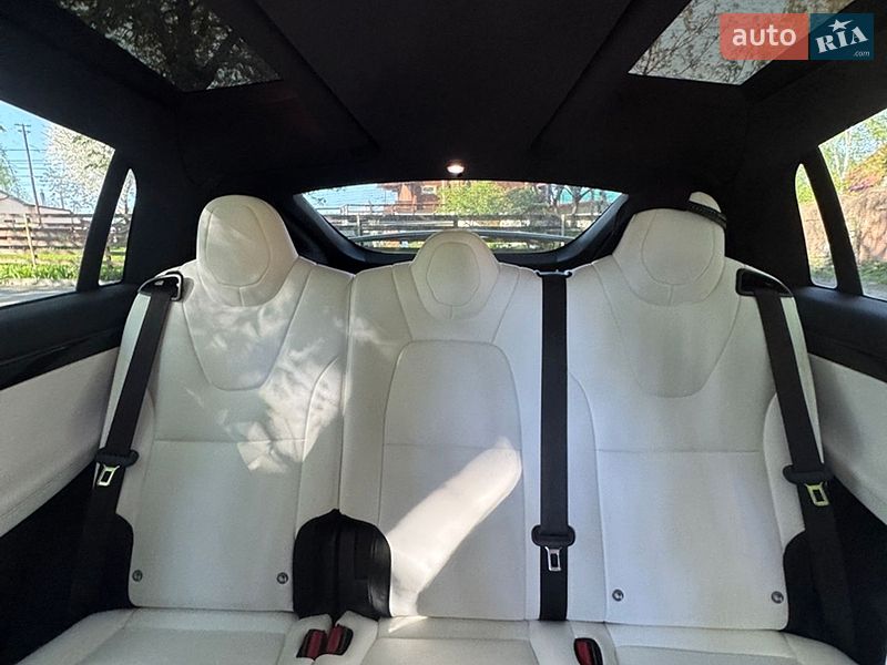 Внедорожник / Кроссовер Tesla Model X 2020 в Киеве